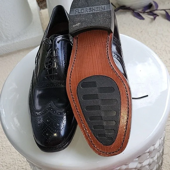 Classic Florsheim Lexington Wingtip Black Brogue Men's OxfordShoes Size 9